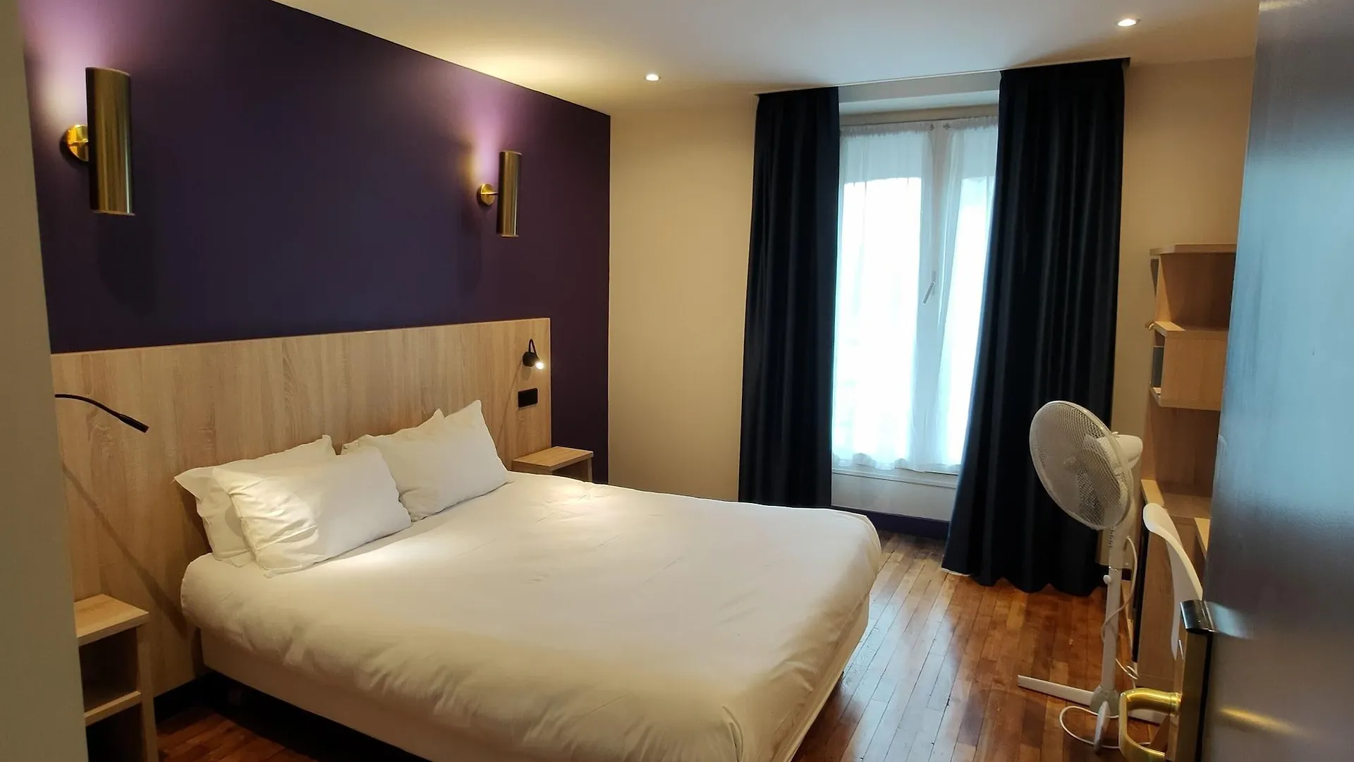 Hotel Modern Est 2*