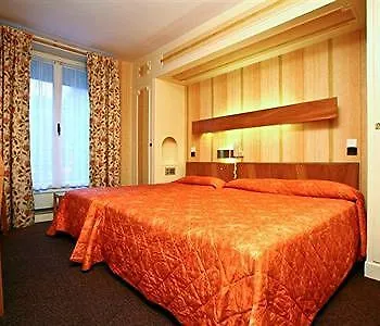 Modern Est Hotel 2*